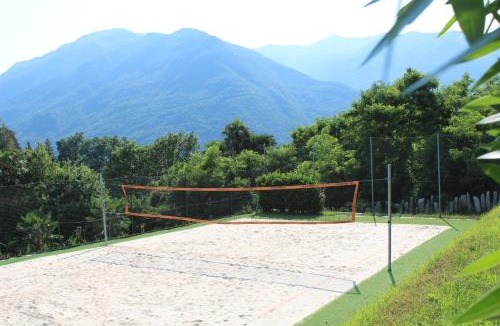 Mergozzo Apartment | Oleandro 2 apartment in Villa Cerutti