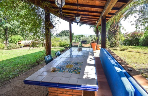Poggio Apartment | On the Bracciano Lake, this open and large vacation apartment welcomes you.