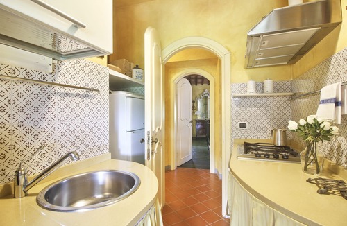 Vicopelago House | Orpheus & Eurydice House in a splendid estate with a pool on the hills of Lucca