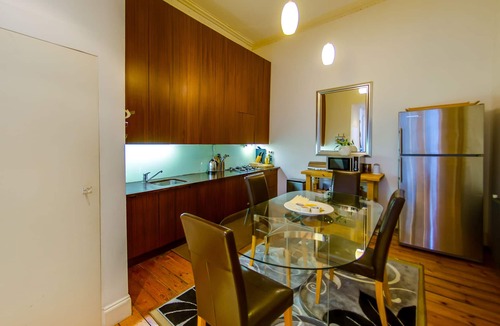 Leith Apartment | Over looking park land - "Leith-Links", the original home of golf!