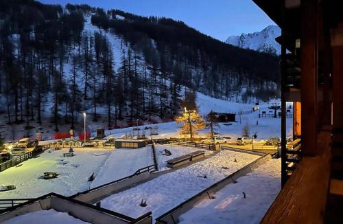 Borgata Sestriere Apartment | Over The Snow Apartment