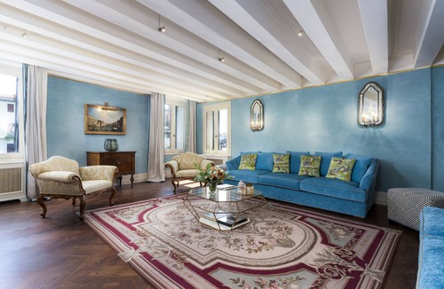 Dorsoduro Apartment | Palazzo Loredan Grand Canal