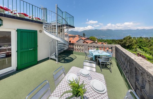 Castello Villa | Palazzo Rondinella by Casa da Suite