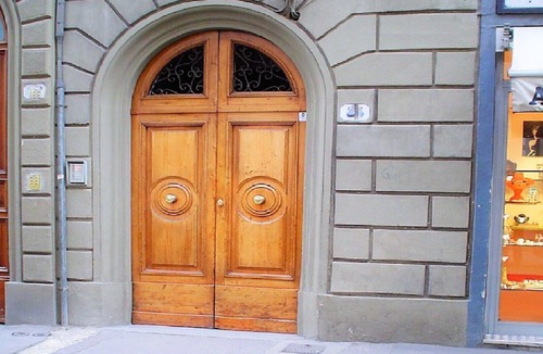 San Lorenzo Apartment | Panoramic Last-Floor with Elevator Historic Center 200 meters from Duomo WIFI