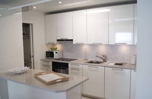 Locarno Apartment | Panoramic view of Lake 305