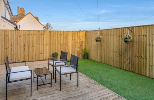 Rosyth House | Parkside -Short commute to Dunfermline & Edinburgh