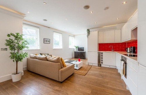 Southfields Apartment | Pass the Keys Private Apartment minutes from Wimbledon
