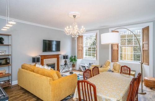 New Town House | Pass the Keys Superb 3Beds House in Chic area of the City Centre