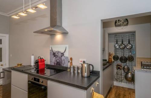 New Town House | Pass the Keys Superb 3Beds House in Chic area of the City Centre