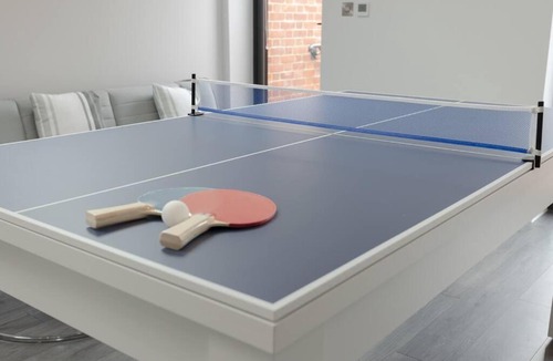 Primrose Hill Apartment | Penthouse with Pool Table + Private Garden