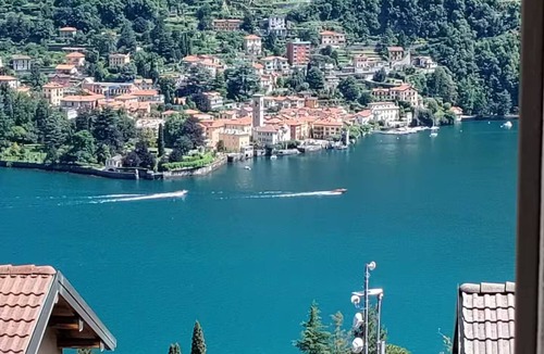 Moltrasio Apartment | Piazzetta/Stunning Lake View - Welcome Cocktail