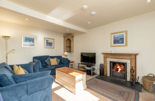 Slate Islands Cottage | Pier House 1 - Semi-detached, stone-built cottage on lochside