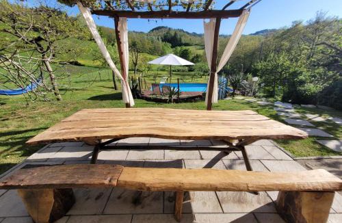 Porciano Villa | Podere La Machiusa - Villa with pool