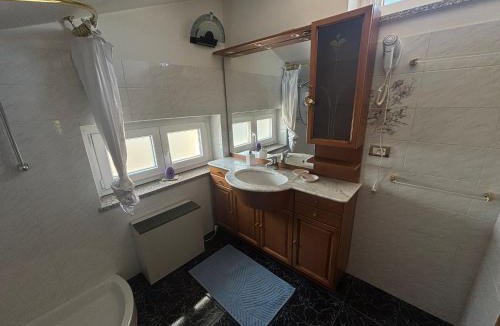 Carru Apartment | Porta delle Langhe