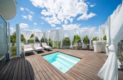 Cozze Villa | Primafila - Lux Beach Villa & Private Jacuzzi