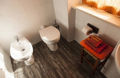Loro Piceno Resort | Private room ∙ 4 guests