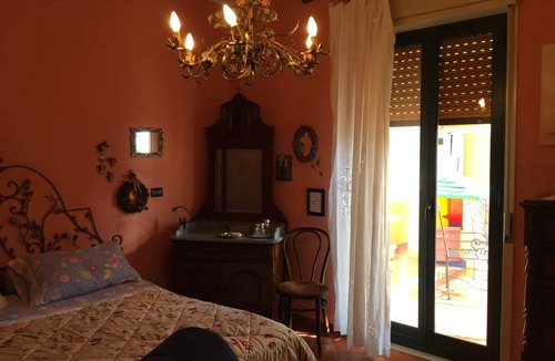 Taormina Resort | Private room ∙ 5 guests