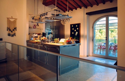 Radda in Chianti Villa | Private Villa with WIFI, private pool, hot tub, sauna, A/C, TV, patio, close to Greve In Chianti