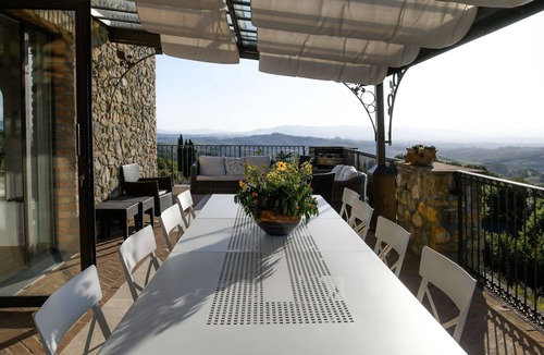Iano Villa | Private Villa with A/C, private pool, WIFI, TV, terrace, panoramic view, close to San Gimignano