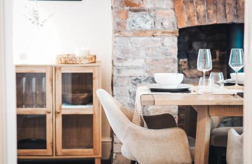Magherafelt House | Pye Corner Cottage, by Solace Stays