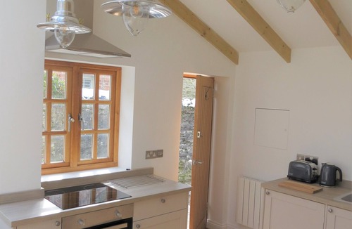Charlestown Cottage | Quay Courtyard, cottage on Quay Road, alongside Charlestown Harbour.