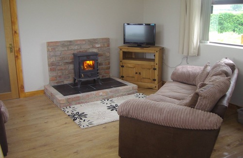 Magherafelt Apartment | Refuge in the Countryside on Foothills of Sperrin Mountains