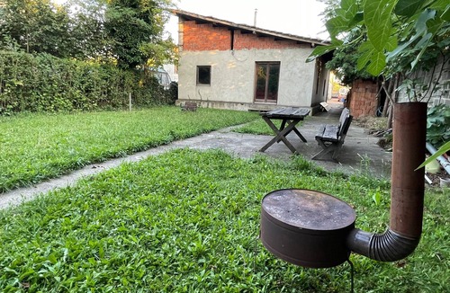 Palilula House | Remodeled historic cottage with modern appliances close to great hiking trails