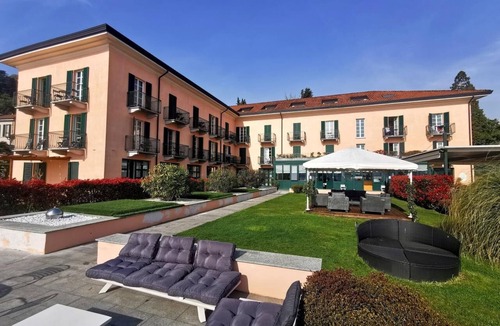 Meina Apartment | Residence Antico Verbano Three-room apartment Trilo for 6 persons