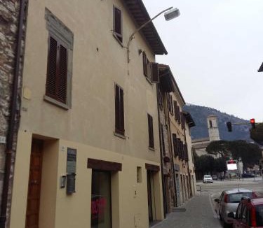 Gubbio House | Residence Di Via Perugina 22