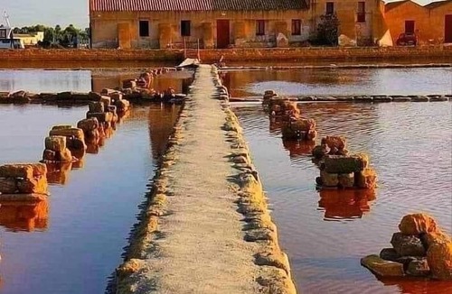 Birgi Vecchi House | Residence IL Mulino Nasce da un Mulino di Fronte Laguna Dello Stagnone a Marsala