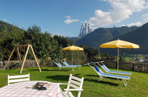 Ortisei Apartment | Residence with indoor pool and sauna in a unique and quiet location