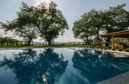 Montecchio Resort | Resort ∙ 6 bedrooms ∙ 10 guests