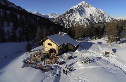 Cesana Torinese Hotel | Rifugio Baita Gimont