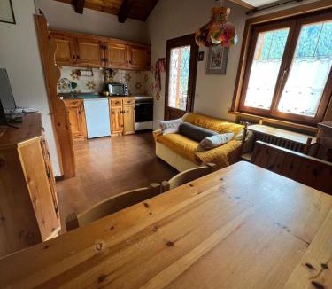 Auronzo di Cadore Apartment | Rio Muri Apartment - Close to the Cycle Path