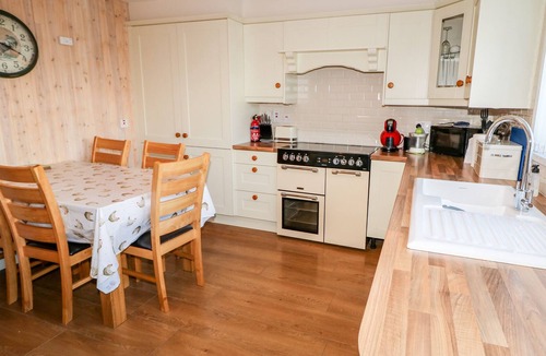 Annalong House | RIVER COTTAGE, pet friendly, with open fire in Annalong, County Down