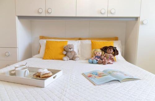 Gabicce Mare Apartment | Rossellini Home a Gabicce Mare by Yohome