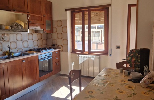 Civitavecchia Apartment | ROYAL HOUSE APPARTMENT DELUXE close to the main services and the sea.