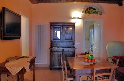 San Savino Apartment | Rural holiday apts & pool close to the Adriatic Coast in Le Marche
