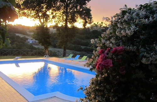 Gualdo Villa | Rural Villa, Large Private Saltwater Pool, Diving Board Mountain & Village Viewn