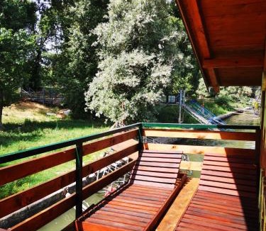 Novi Beograd Hostel | San Art Floating Hostel & Apartments