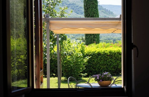 Precetto Apartment | SANTA CROCE - TORRE: Three-room apartment in farmhouse with pool, Marmore Falls