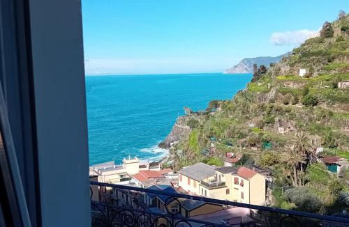 Manarola House | Scaglie di Mare