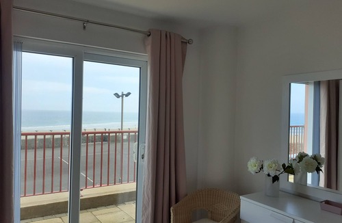 Castlerock Apartment | Sea front Apartment In Castlerock, With Stunning Panoramic Views
