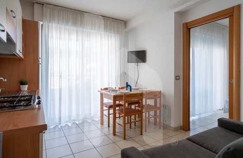 Pineto Apartment | Second floor apartment with sea view