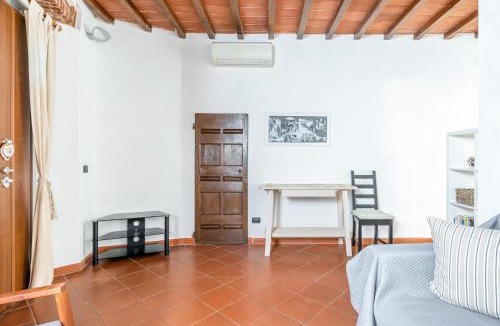 Settignano Apartment | Settignano Quiet Apartment with Private Parking
