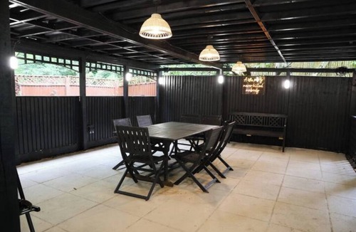 Wraysbury House | Shreem Homes! Charming home in Wraysbury!