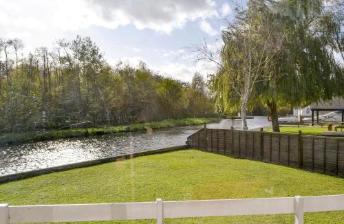 Horning House | Silver Birches-Af46