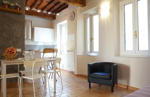 Lucca Historical Center Apartment | Simonetta Apartment