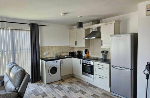 Londonderry Apartment | Skyview retreat