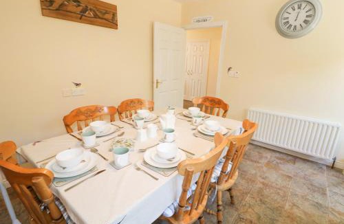 Magherafelt House | Slieve Gallion Cottage